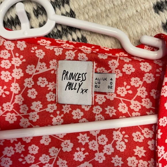 Princess Polly, red and white floral romper size 0 - Picture 2 of 3